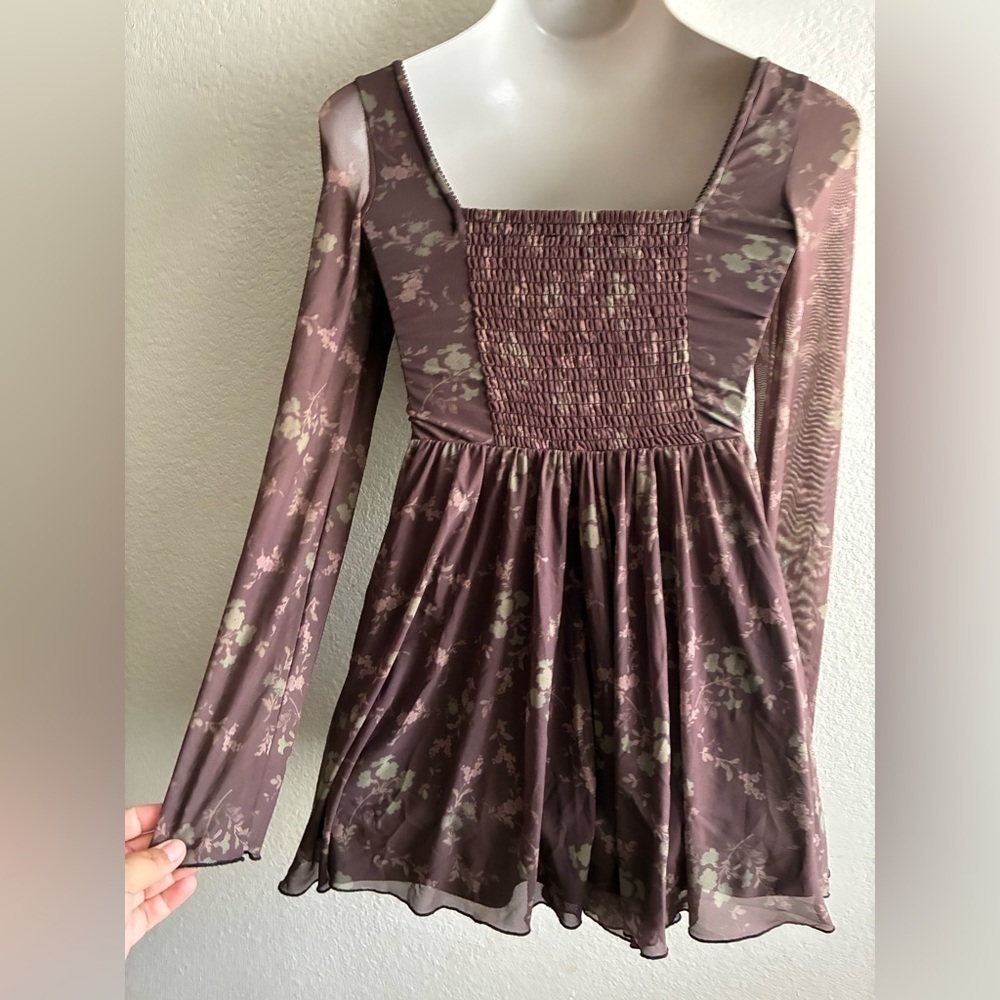 Urban Outfitters Diana Ruched Cut-Out Playsuit Floral Long Sleeve Romper M - Picture 4 of 16